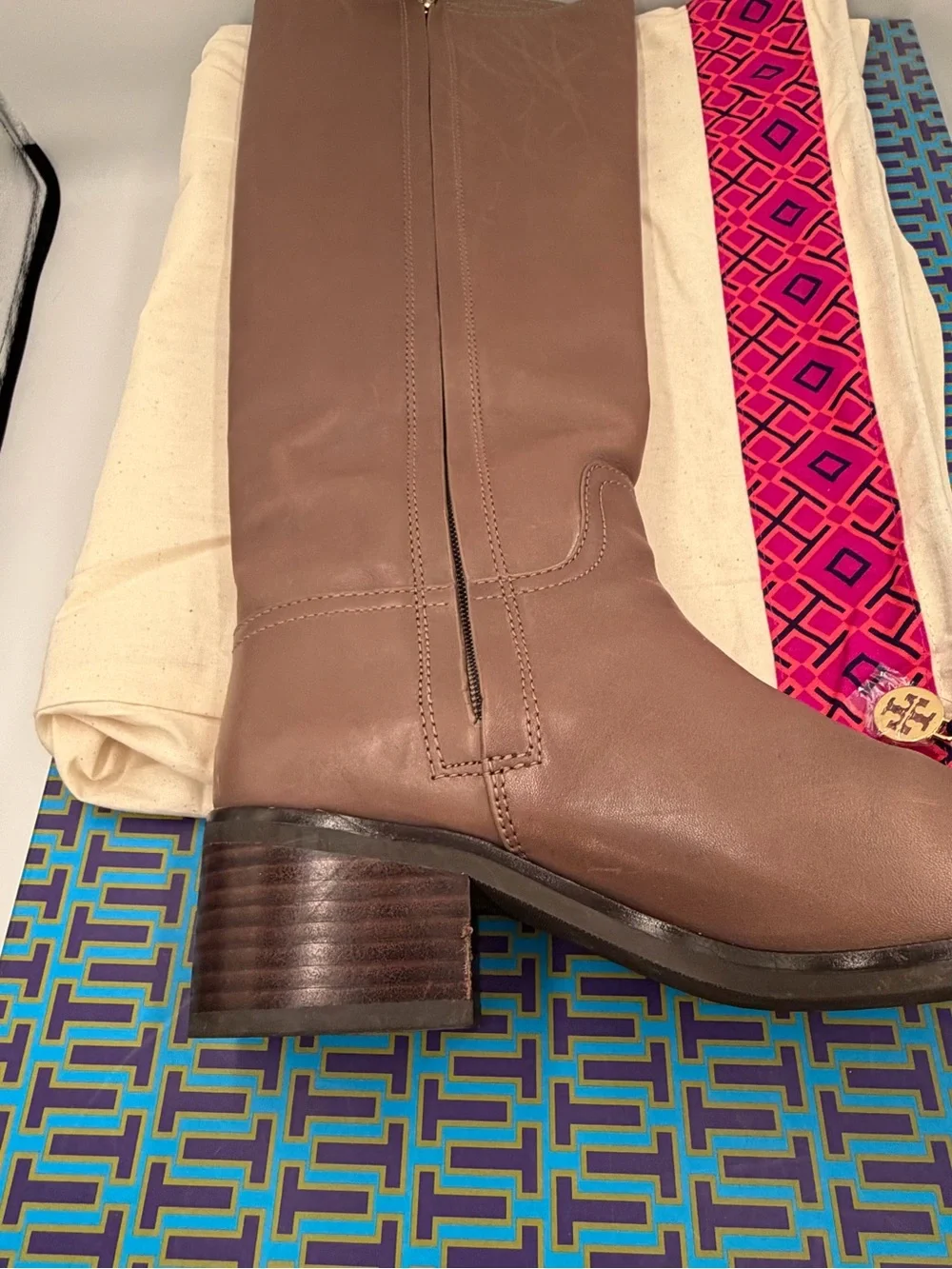 Tory Burch Fulton Leather Riding Boots Gold Logo Women's Knee-High Boots size 8